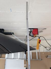 Bild 52 - Hochgezogener Greifer mit Hardtop, Maß hinten