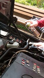 04 Kontakte mit Kontaktspray eingesprüht