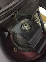 Bild (1) Ansicht im Motorraum