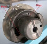 Bild 11 Risse im Lagergummi