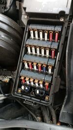 02 Sicherungskasten geöffnet