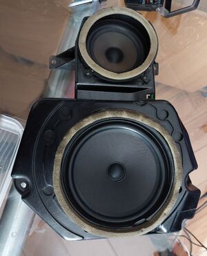 Lautsprechergehäuse ausgebaut, MOPF 0